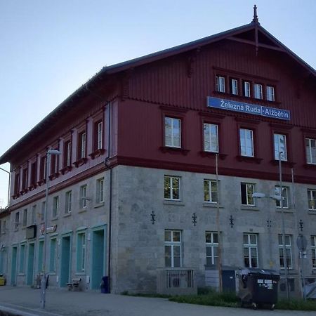 Aparthotel Dopravna Alzbetin Železná Ruda Exterior foto