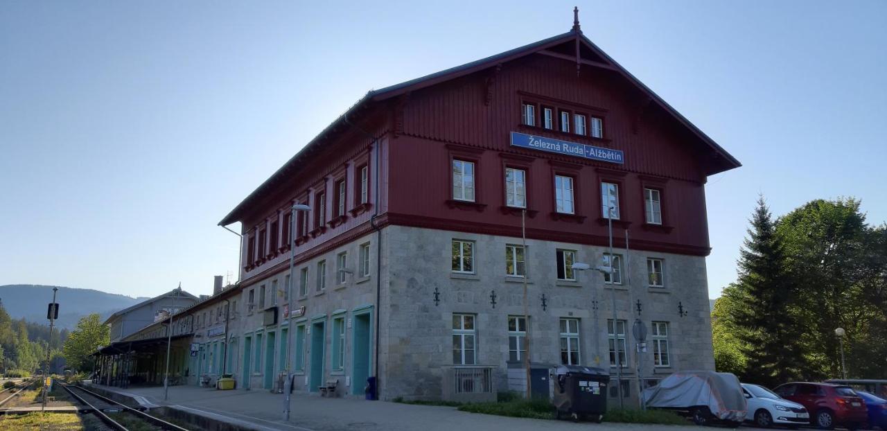 Aparthotel Dopravna Alzbetin Železná Ruda Exterior foto