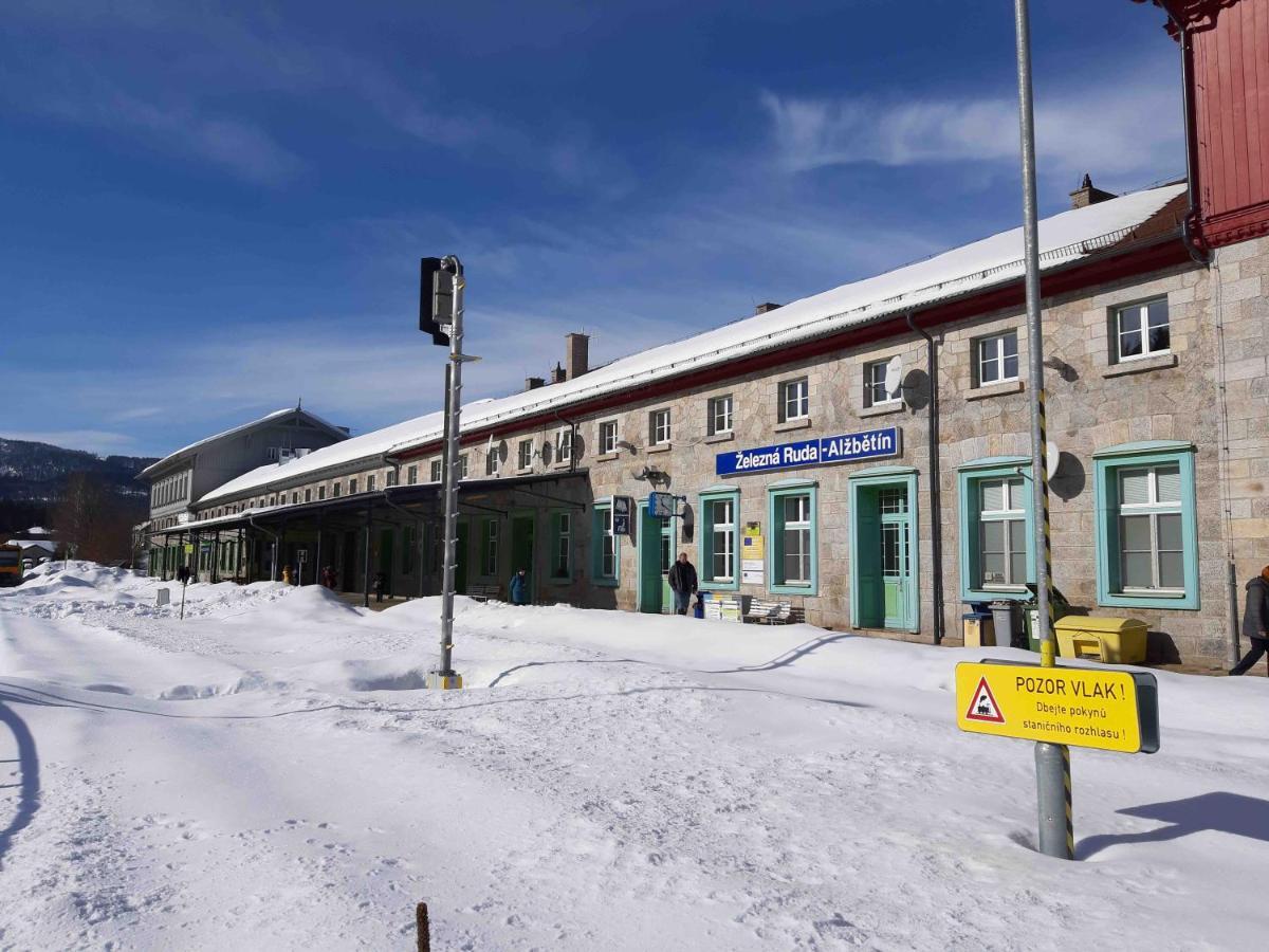 Aparthotel Dopravna Alzbetin Železná Ruda Exterior foto